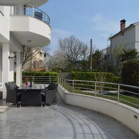 Luxury Zana Apartman