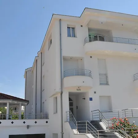 Luxury Zana Apartman *