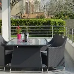 Apartment Luxury Zana *