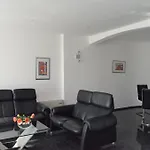 Luxury Zana Apartment